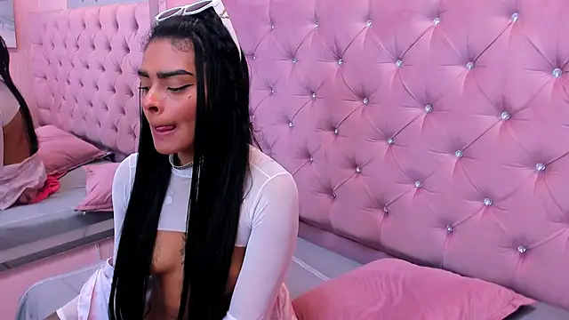 EmmaEbony_ Live Sex Cams