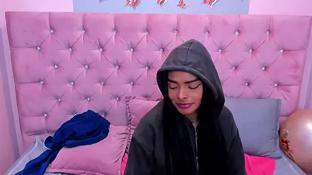EmmaEbony_ Live Sex Cams