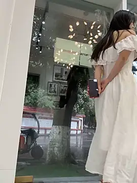 美女miaomijiang在线直播