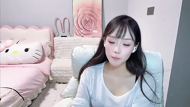 美女suyaoyao-x在线直播