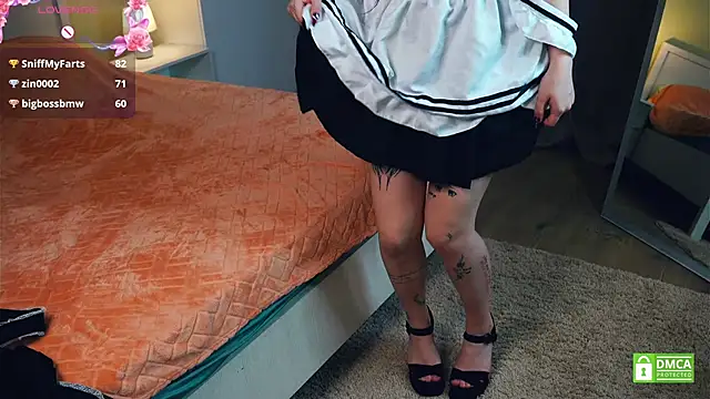 AlodiaEmbury Live Sex Cams