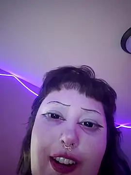 Cutegothcrybabyx Adlı Modelin Web Kamerası Şovu