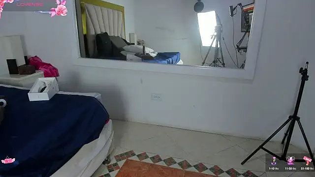 vahiolet_fuentes' Webcam Show