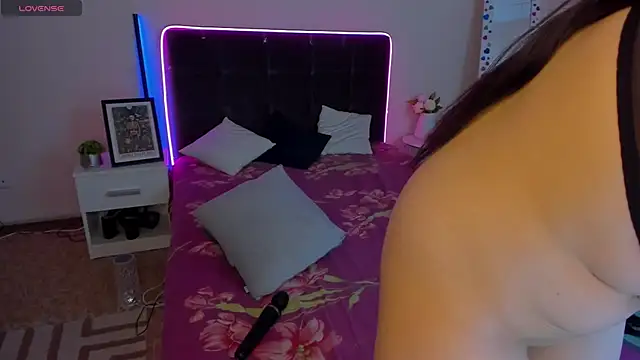 CassieEvans Adlı Modelin Web Kamerası Şovu