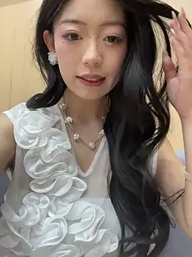 美女xiao-e-66在线直播