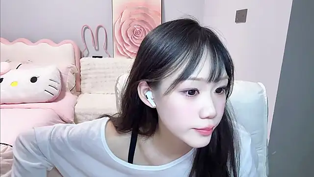 美女suyaoyao-x在线直播