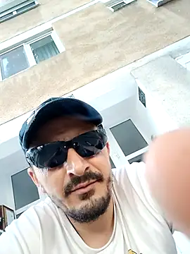 Adrian800009