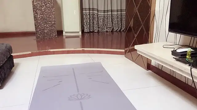 美女ttkx666在线直播