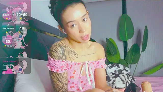 Mia_Tin's Webcam Show