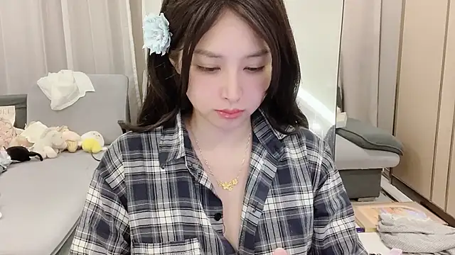 美女Moonccoi在线直播