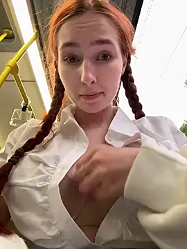 SnappyHappy's Webcam Show