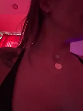 PlayfulShow webcam