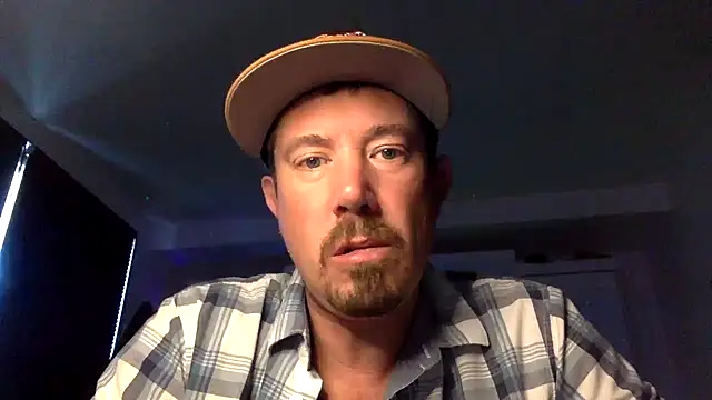 alloallo420's Webcam Show
