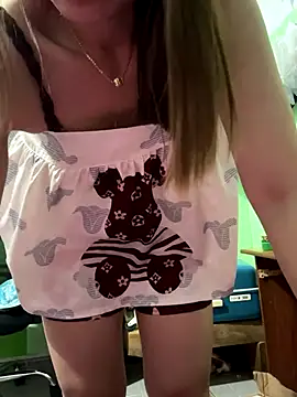 Asia_20's Live Sex Cam Show