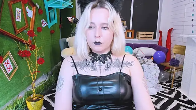 Tollimoll Live Sex Cams