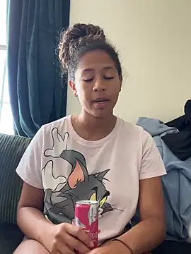 AshleyLoveee's Webcam Show