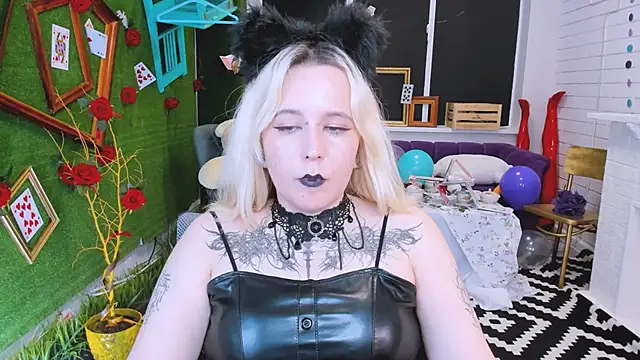 Tollimoll Live Sex Cams