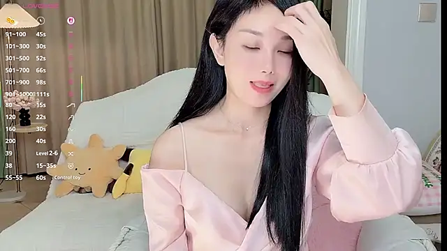 美女Xiatian520_在线直播