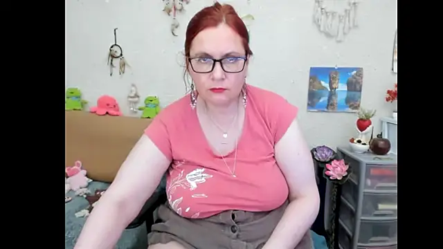 PlayfullMature webcam
