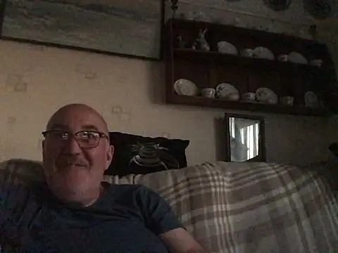 Adamdaddybear's Webcam Show