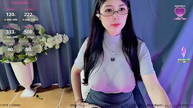 美女candy-yiyi在线直播