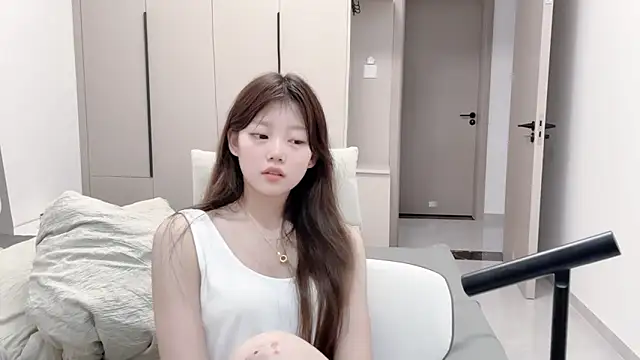 美女yang-yang-yang在线直播