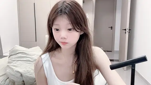 美女yang-yang-yang在线直播