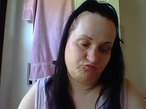 live free chat  Squirty Cum Lady 