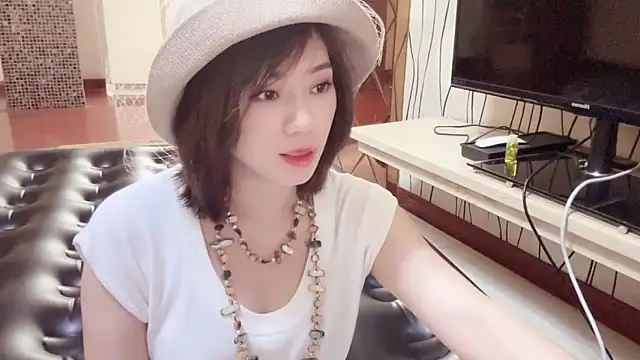 美女ttkx666在线直播