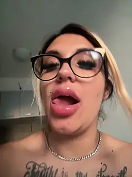 Princess-Jasmine07's Webcam Show