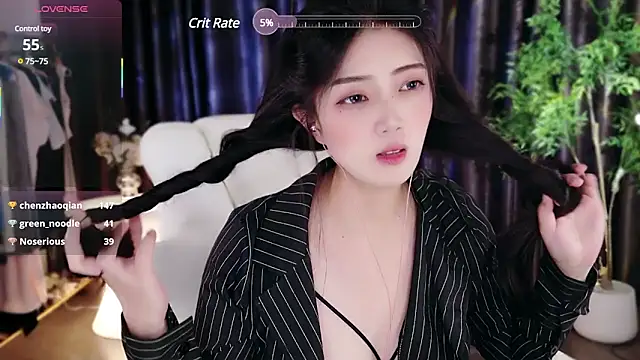 美女yangyang-777在线直播