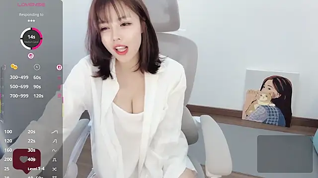 美女yara_hot1在线直播