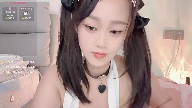 美女yueyue2003在线直播