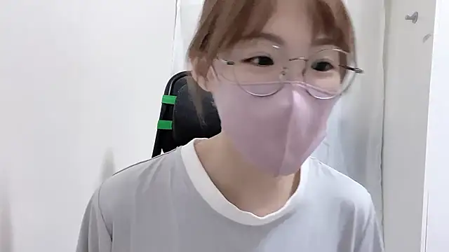 美女Chu1314在线直播