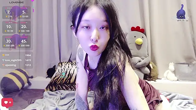 美女Etherealcat33在线直播