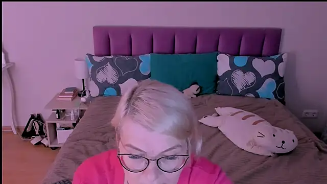 sabrinamacmarren's Webcam Show