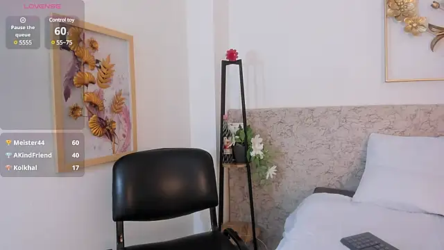 naishaa_ Live Sex Cams