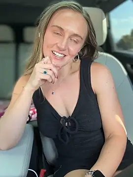 lunagirl13's Webcam Show