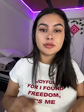 Sara_Mayk666's Live Sex Cam Show