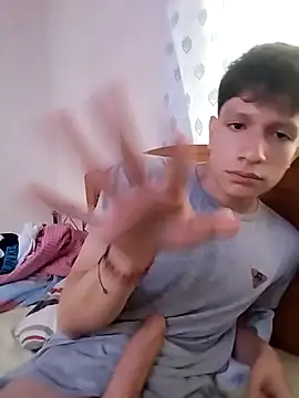 kleiverg69's Live Sex Cam Show