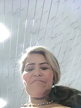 Perverted-Dirty-Mother's Webcam Show