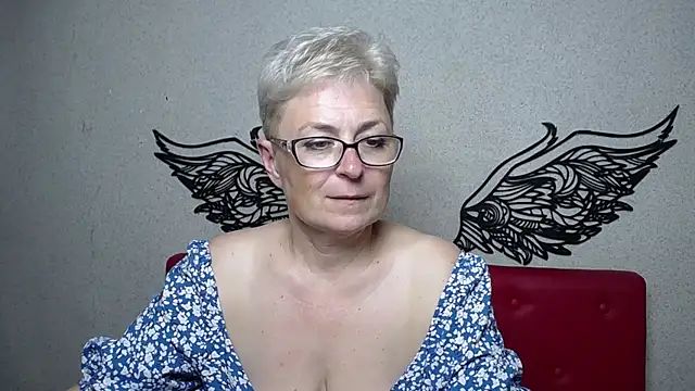 EmiliaGree Live Sex Cams