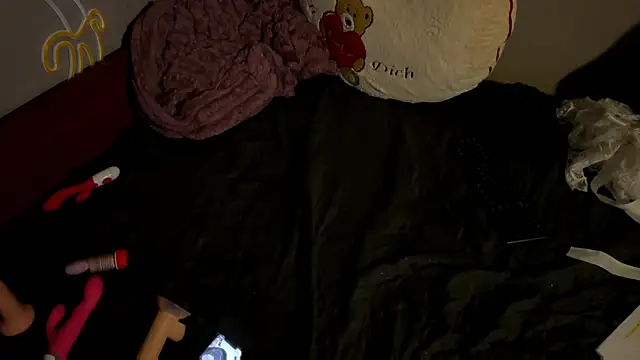 MiliExteraaa's Live Sex Cam Show