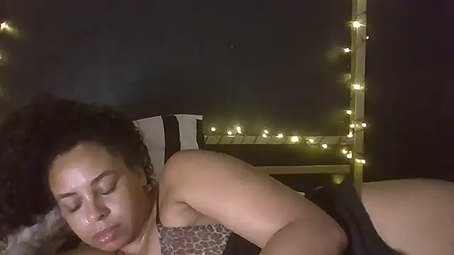 Bigbootyjaydaa Squirt page 4