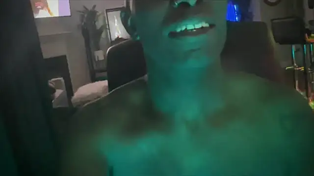 Bignc's Webcam Show