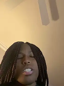 UnknownVixen's Live Sex Cam Show
