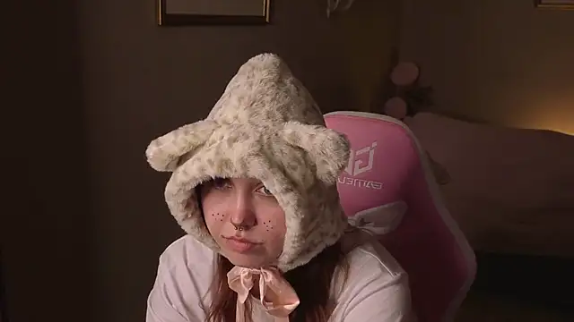 JoanDowey Live Sex Cams