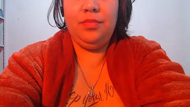 RevnaWalter's Live Sex Cam Show