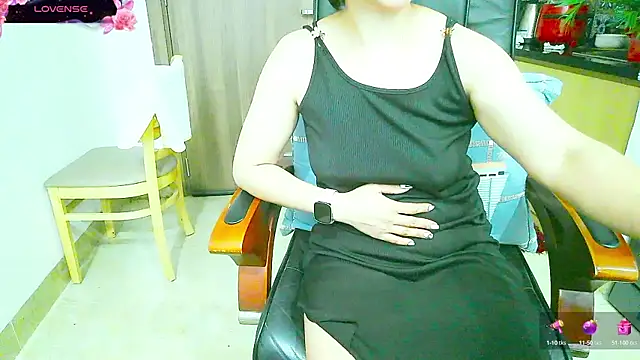Miu-Le's Live Sex Cam Show
