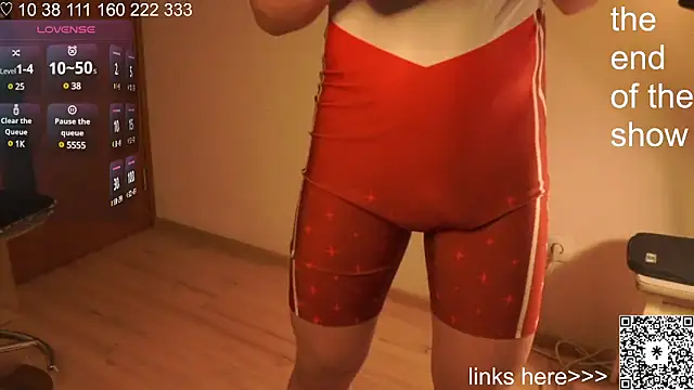 curlyboyy_'s Webcam Show